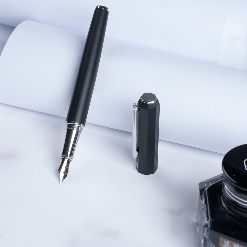 Hero H625 Fine Fountain Pen – Premium Matte Black Metal Pen