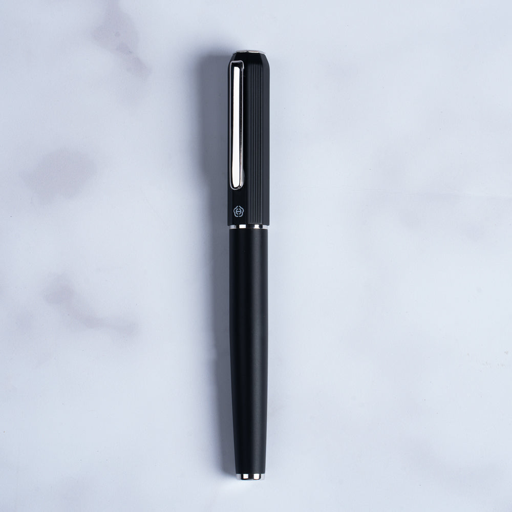 Hero H625 Fine Fountain Pen – Premium Matte Black Metal Pen